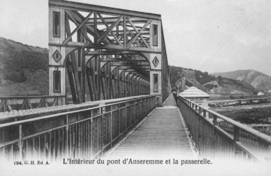 ANSEREMME INTERIEUR DU PONT ET PASSERELLE.jpg